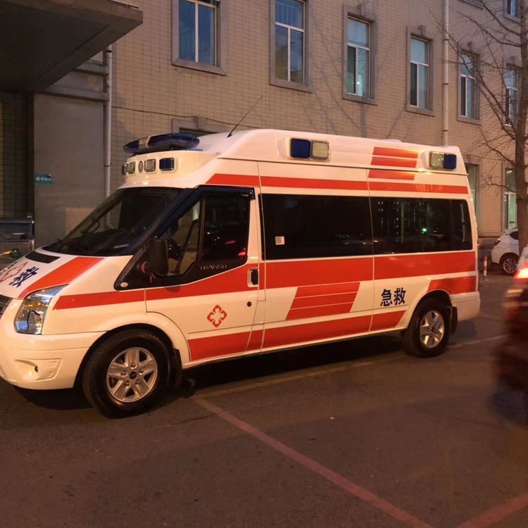 珠晖夜间租赁救护车护送病人转院：安全转运的 8 大核心注意事项